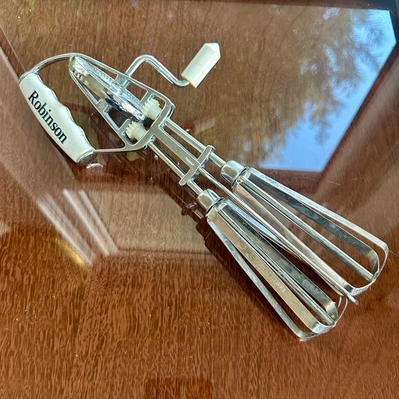 Vintage Robinson Kitchen Stainless Egg Beater Manual Hand MIxer - Picture 7 of 8